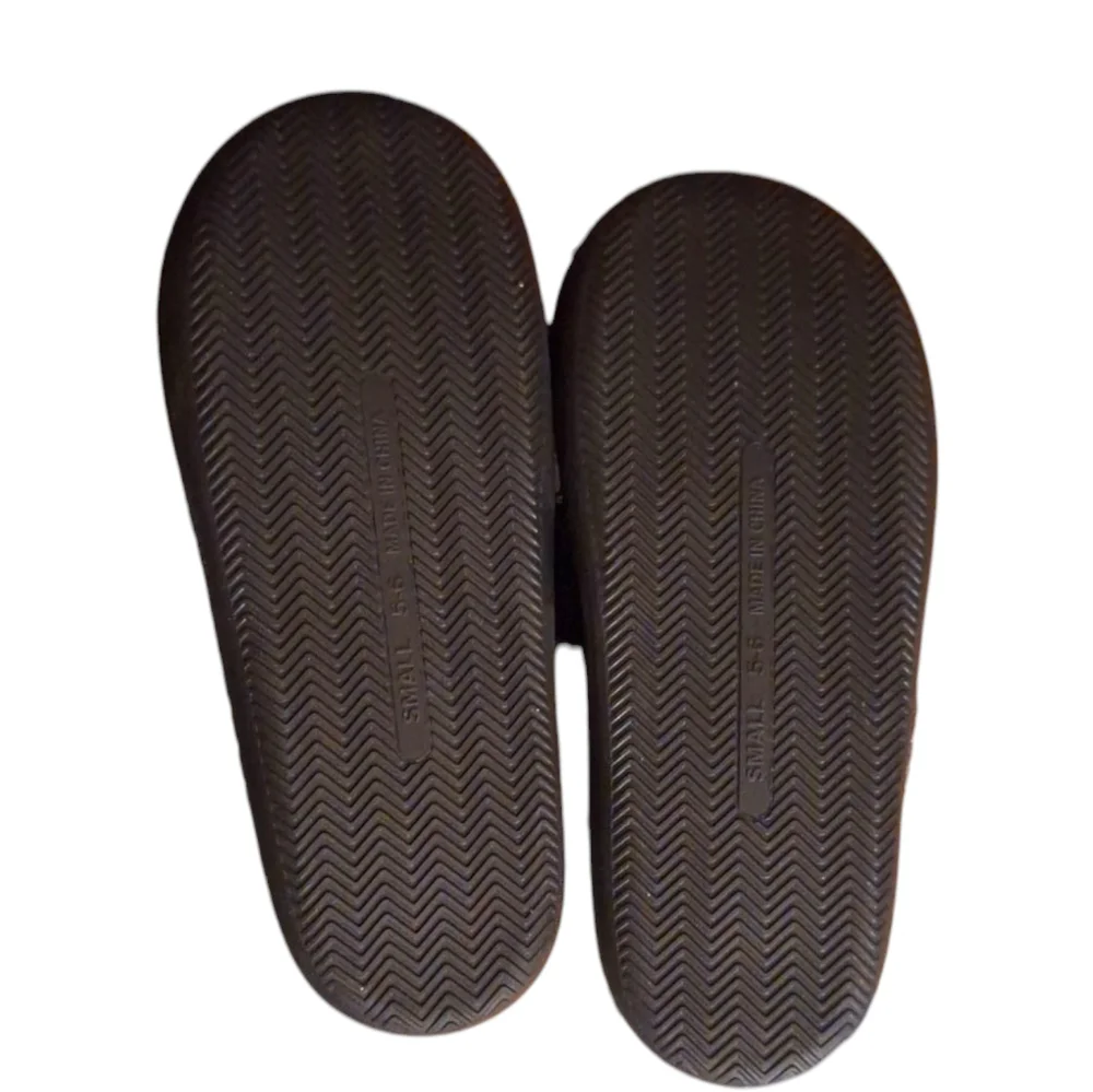 Happy Slippers NWT Womens Size 5/6 - Picture 2 of 2